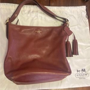 Coach purse. Only worn a couple times in great condition no flaws.